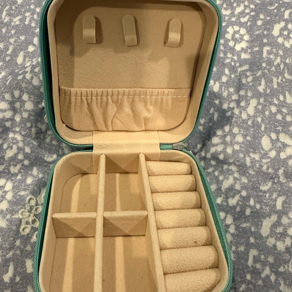 Small Compact Jewelry Organizer with Teal Exterior
